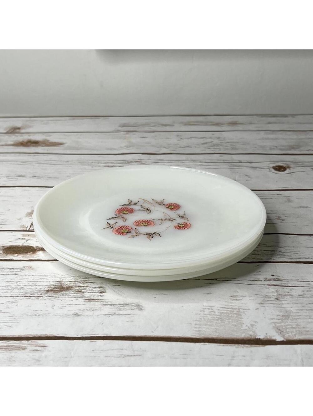Vintage Fire King Fleurette Milk Glass 9" Plates Anchor Hocking - Set‎ of 3